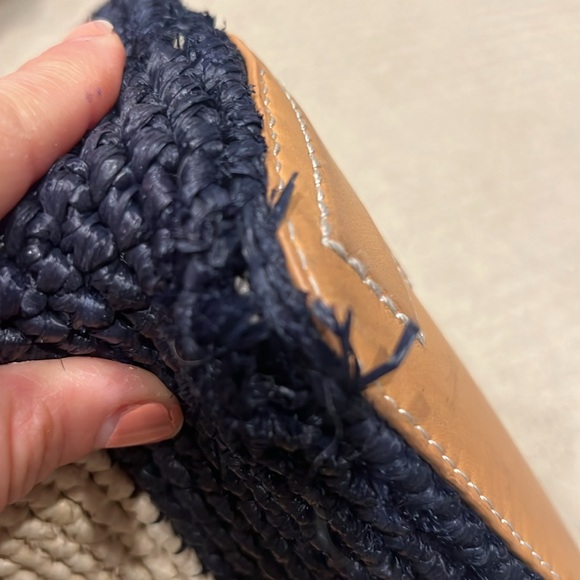 Tory Burch woven bag - Picture 8 of 8